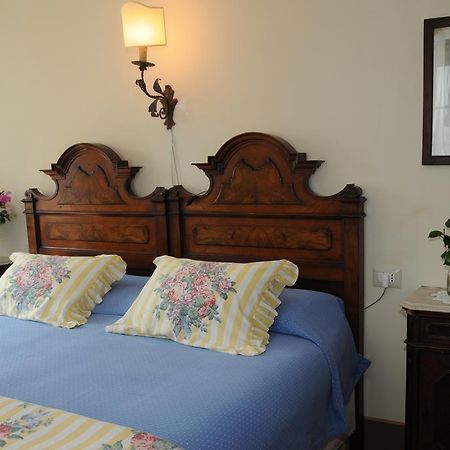 B&B Villa Adelaide Como Buitenkant foto